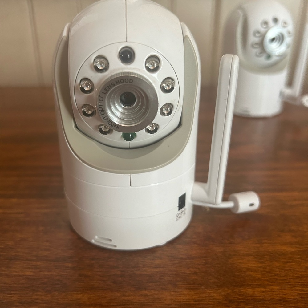 Infant optics baby monitor camera